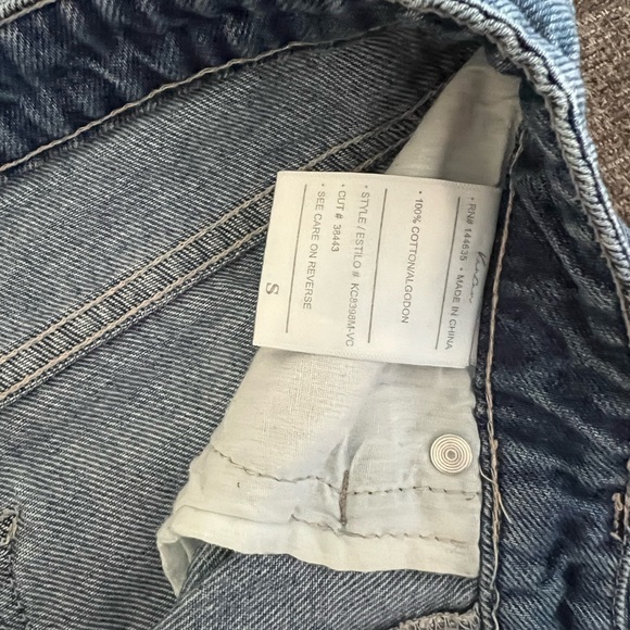 Vici Cuffed Denim Shorts - Picture 5 of 5